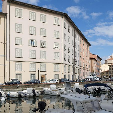Near The Port-Elegante Appartamento Con Vista Sui Canali Livorno Exteriér fotografie